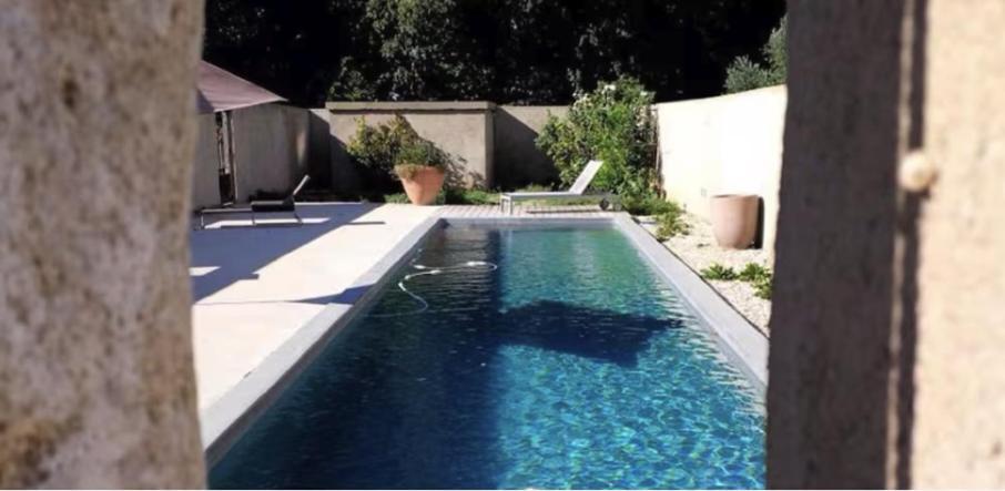 Les Madones Apartamento Nîmes Exterior foto