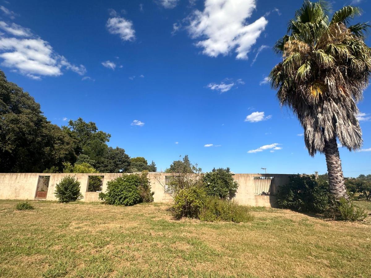 Les Madones Apartamento Nîmes Exterior foto