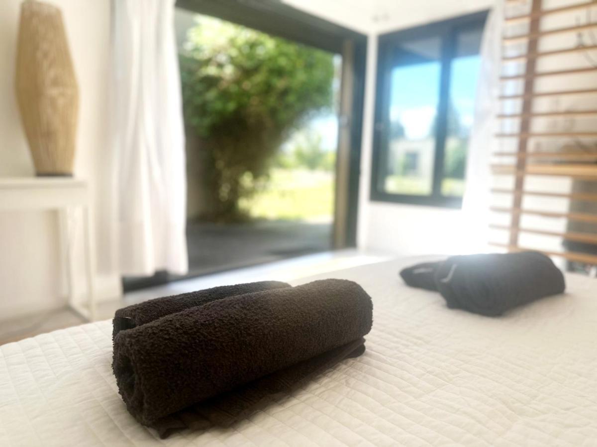 Les Madones Apartamento Nîmes Exterior foto