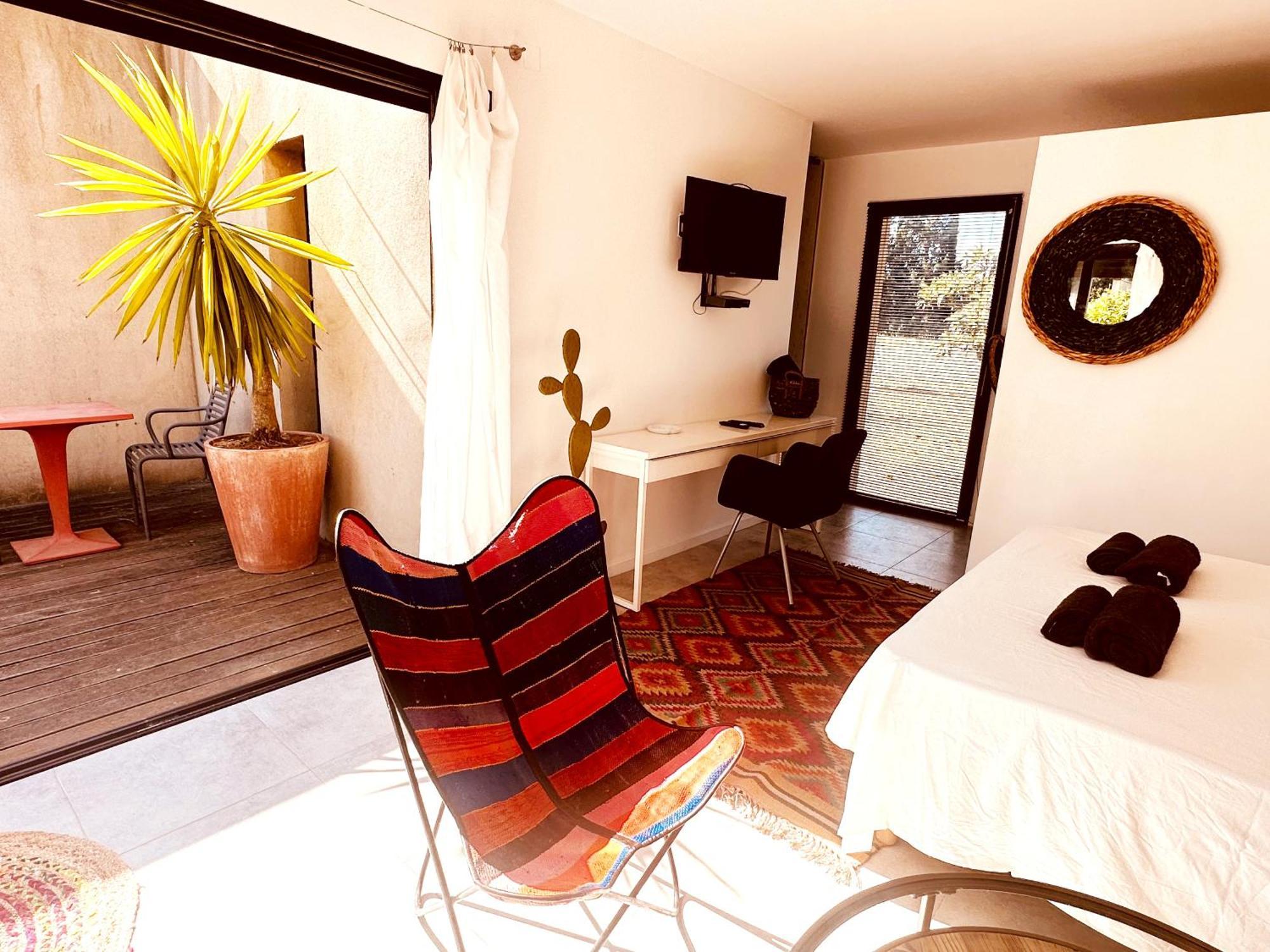Les Madones Apartamento Nîmes Exterior foto
